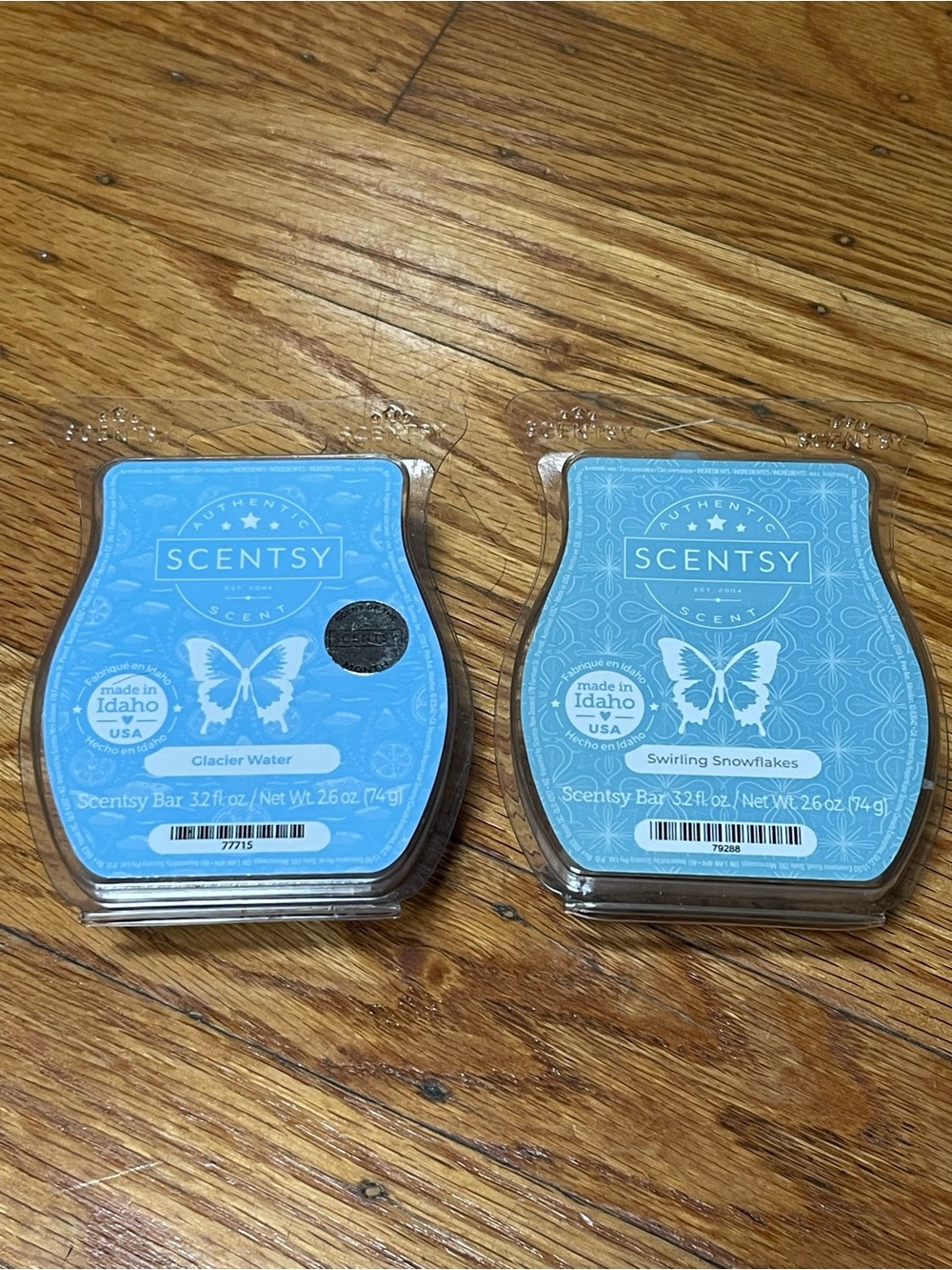 Scentsy Glacier Water & Swirling Snowflakes Wax Bars